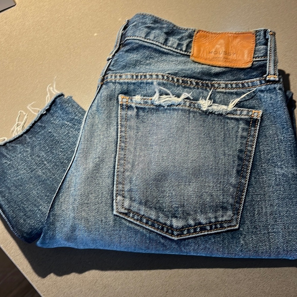Moussy size 28 Latrobe  jean